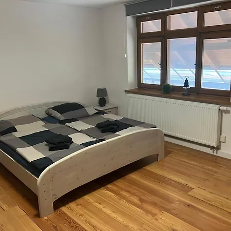 4 Schlafzimmer * Neustadt (Hessen)