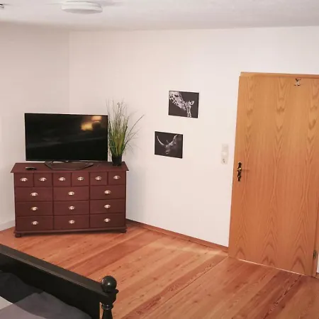 4 Schlafzimmer * Neustadt (Hessen)